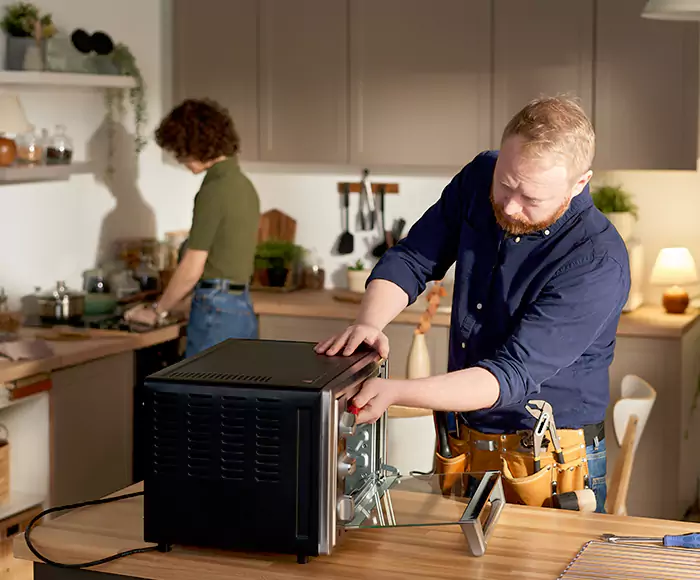 Top-Rated Oven Specialists: Your Certified Oven Repair Technician Crew in Torrington, CT